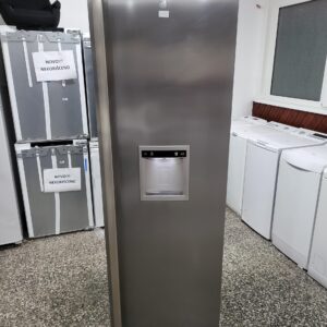 "HUSQVARNA" ELECTROLUX, Inox, 378 litara, frižider sa VODOMATOM