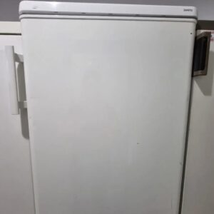 "AEG - Santo", mali frižider, 150l, 6 meseci garancija
