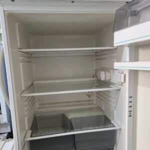 "LIEBHERR", mali frižider, 166l, garancija 6 meseci
