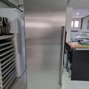 "SIEMENS", inox frižider, 367l, garancija 6 meseci
