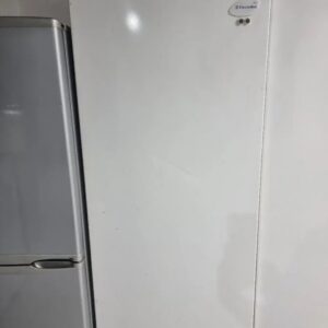 "Electrolux", zamrzivac, 271l,  garancija 6 meseci