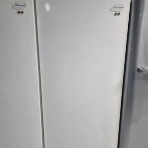 "Electrolux", zamrzivac, 271l, garancija 6 meseci