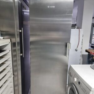 "Bosch", inox frizider, 357l, 185 cm, garancija 6 meseci