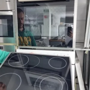 Ugradni sporet " Siemens", piroliza, potapajuci dugmici, 6 meseci garancija, cena je sa prevozom do adrese