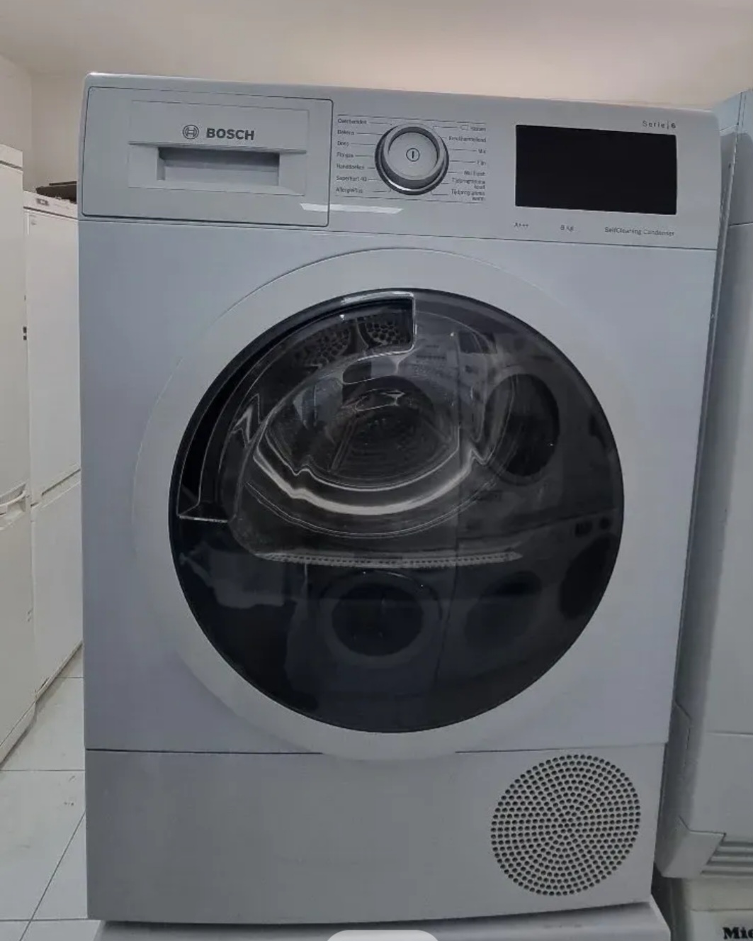 "Bosch - serie 6", polovna mašina za sušenje veša, Toplotna Pumpa, 8 kg, A+++, PERFEKTNA