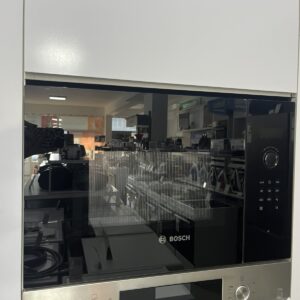 "Bosch", ugradna mikrotalasna, black, hidroliza, cekovima na 6 rata