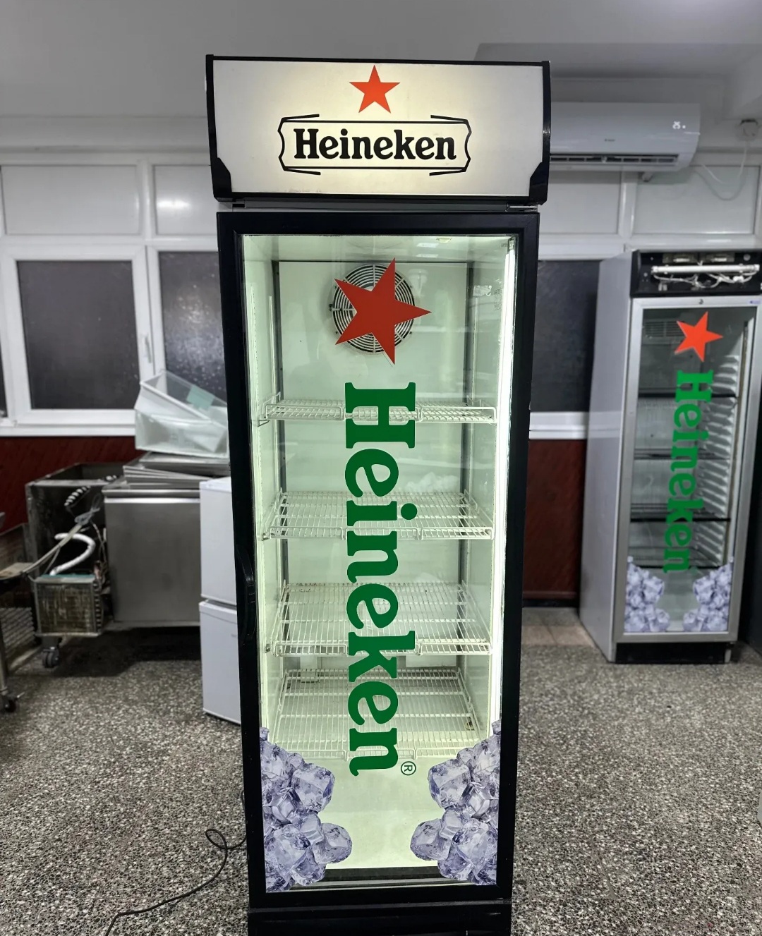 "HEINEKEN - NORCOOL", 555litara, rashladna staklena viteina