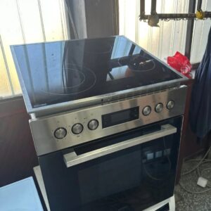 "SIEMENS", GERMANY, Koenic, ugradni šporet, INOX, KAO NOV, prevoz ukljucen u cenu