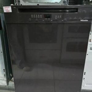 "Miele", polovna masina za sudove, NOVIJI MODEL, 12 -15 kompleta, prevoz ukljucen u cenu
