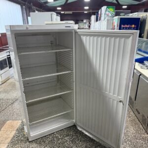 "LIEBHERR", GERMANY, polovna vitrina za ketering i kolace, ne suši hranu, 500l
