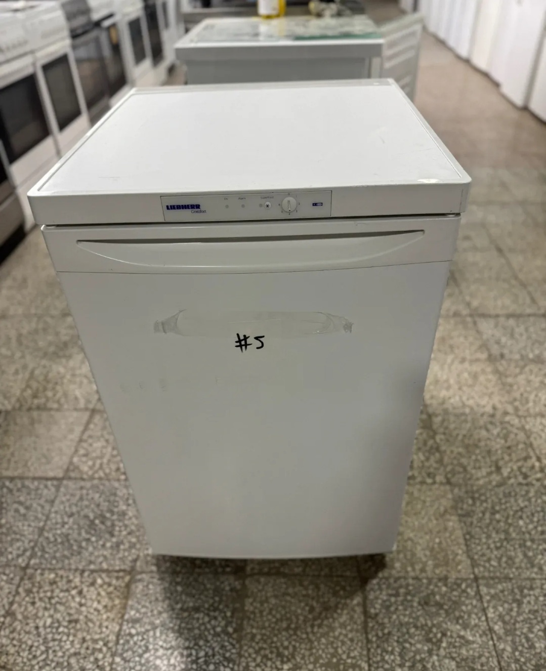 "LIEBHERR", GERMANY, polovni zamrzivač, dve fioke+staklena polica, 85 cm, prevoz ukljucen u cenu