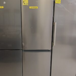 Nov kombinovani frizider "Haier", sa estetskim ostecenjima, 340 l, Total No Frost, Inverter, 185 cm, Inox, garancija 25 meseci, prevoz ukljucen u cenu
