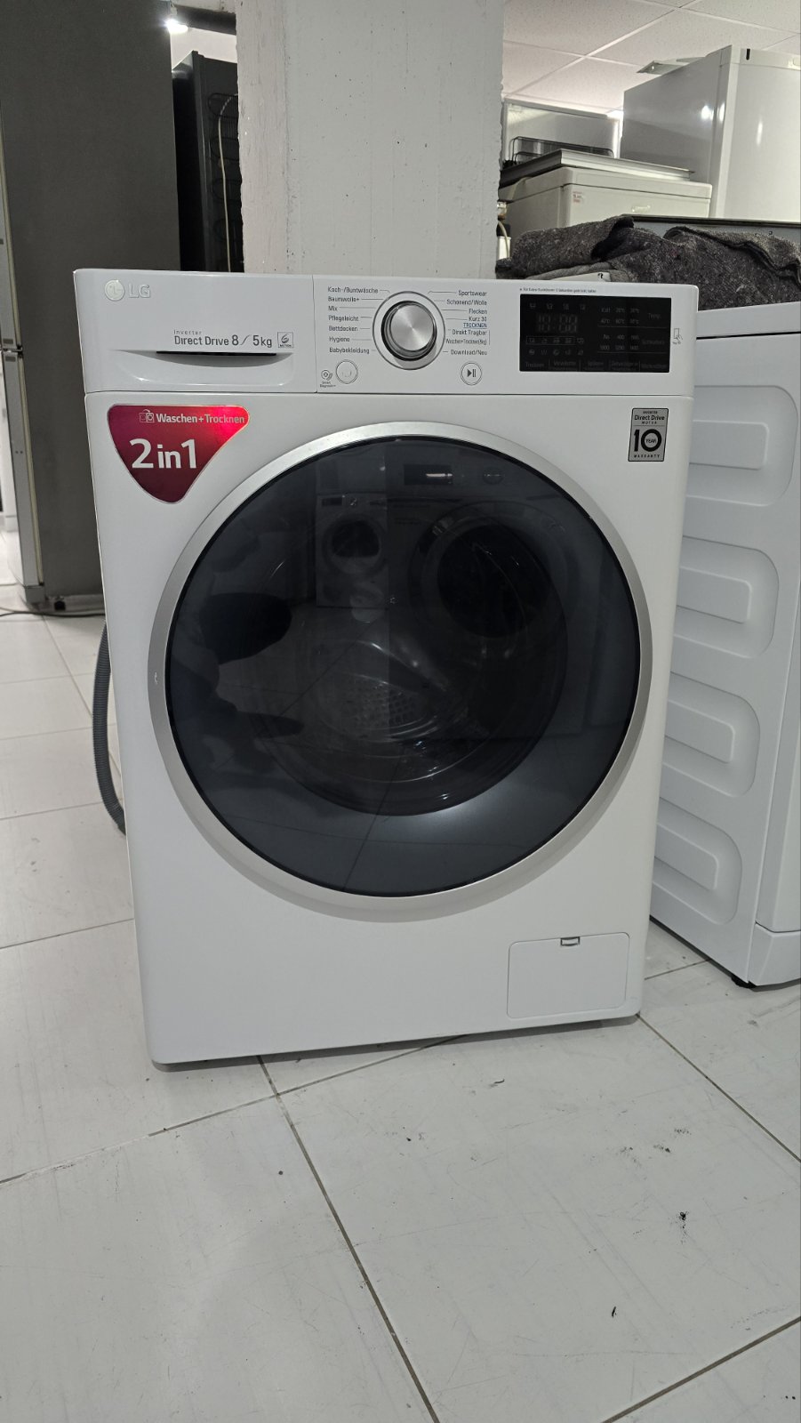 Polovna kombinovana mašina "LG – DirectDrive", 8kg pere / 5kg suši, Inverter, 1400 rpm, garancija 6 meseci, prevoz uključen u cenu.