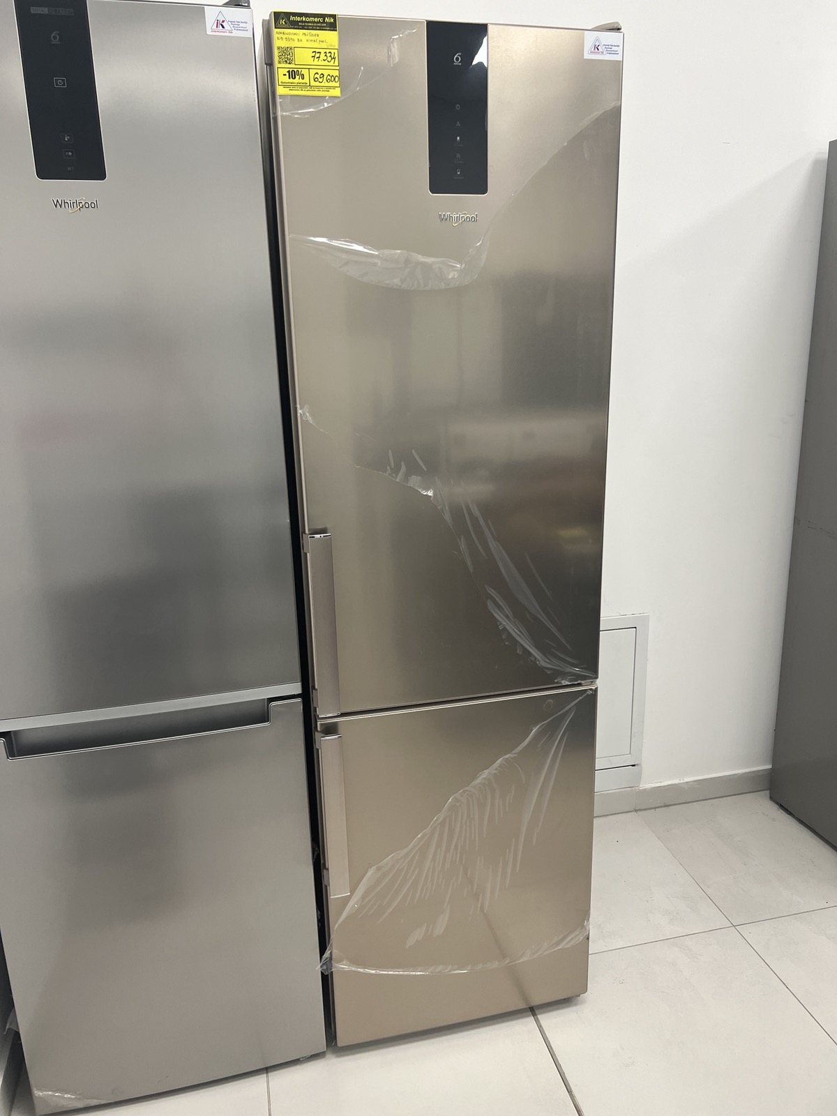 Nov kombinovani frizider "Whirlpool", sa blagim estetskim nedostacima, Inox,  No Frost, 355 L, 201 cm, garancije 25 meseci, prevoz ukljucen u cenu