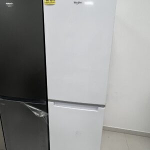 Nov samostojeci kombinovani frizider "Whirlpool" sa blagim estetskim ostecenjima, 338 L,  A++, No Frost, 189 cm, garancija 25 meseci, prevoz ukljucen u cenu
