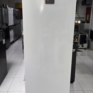 Polovan zamrzivac " ElektroHelios", 290 L, 174 cm, digitalan, odlican, garancija 6 meseci, prevoz ukljucen u cenu
