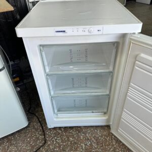 "LIEBHERR" ,GERMANY, polovan zamrzivač, odlican, 55cm širok, prevoz ukljucen u cenu