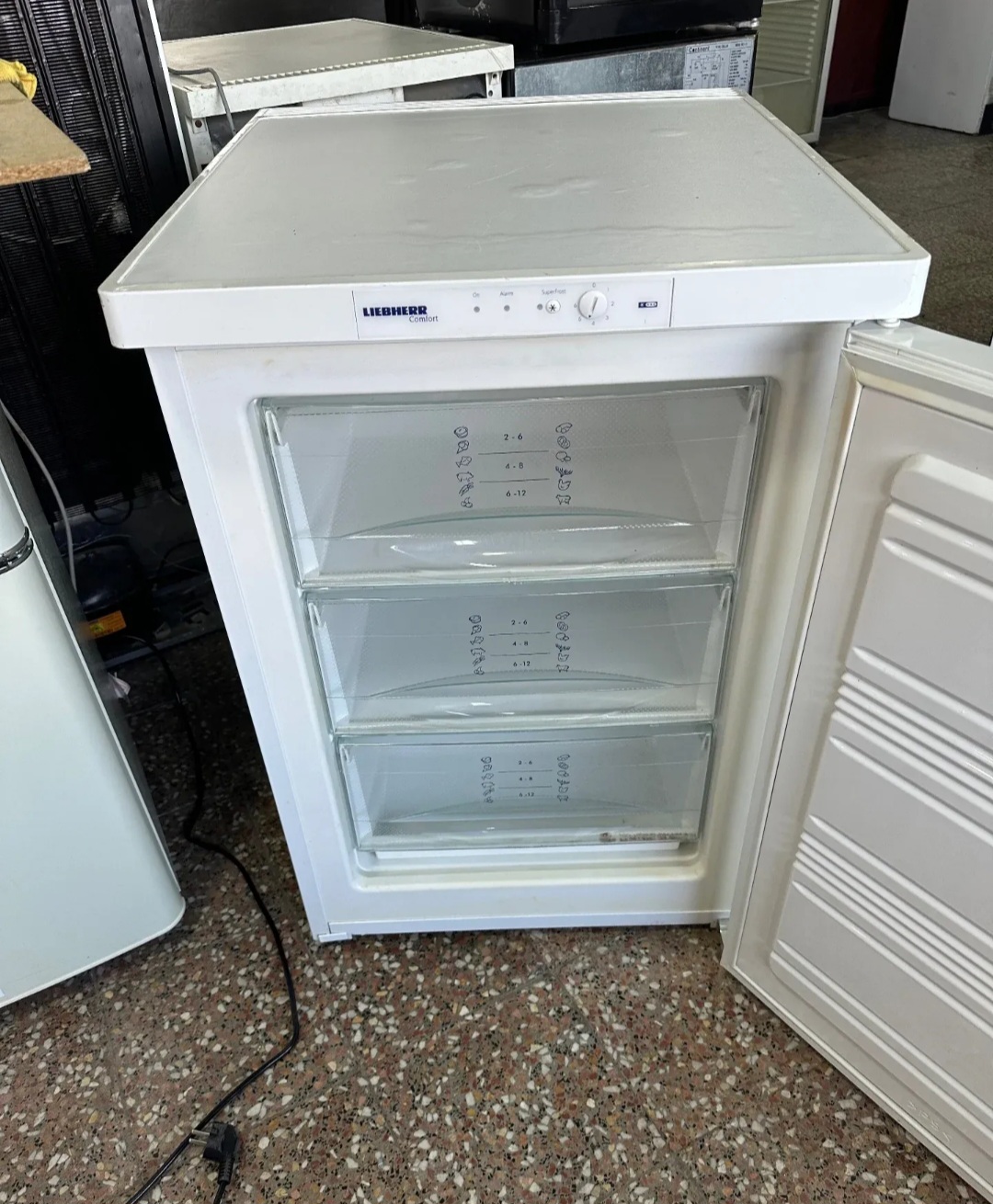 "LIEBHERR" ,GERMANY, polovan zamrzivač, odlican, 55cm širok, prevoz ukljucen u cenu