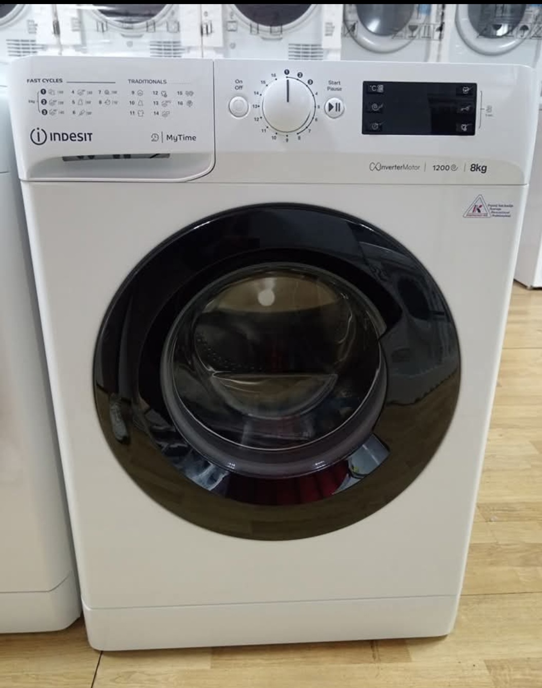 Nova ves masina " Indesit", 8 kg, 1200 rpm, A+++, garancija 25 meseci, prevoz ukljucen u cenu