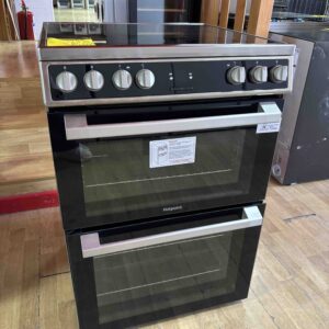 Nova dupla električna rerna „Hotpoint Ariston“, model HDT67V9H2CX/UK, 60 cm, keramička ploča, multiflow tehnologija, katalitičko čišćenje, energetska klasa A, garancija 25 meseci, prevoz uključen u cenu.