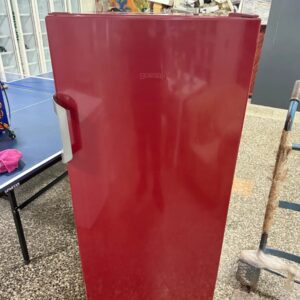 "GORENJE ", GERMANY, polovni  Bordo Crveni samo frižider, 144cm, prevoz ukljucen u cenu